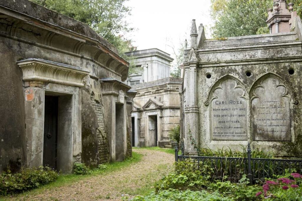 Highgate Cemetery