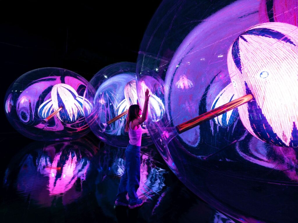 Pop Air – art is inflatable exhibition