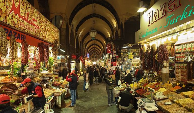 Spice Bazaar (Misir Çarsisi)​